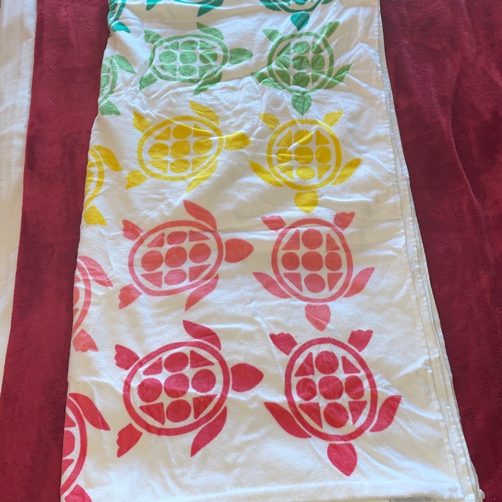 New Colorful Turtle Pattern Beach towel - Picture 9 of 13